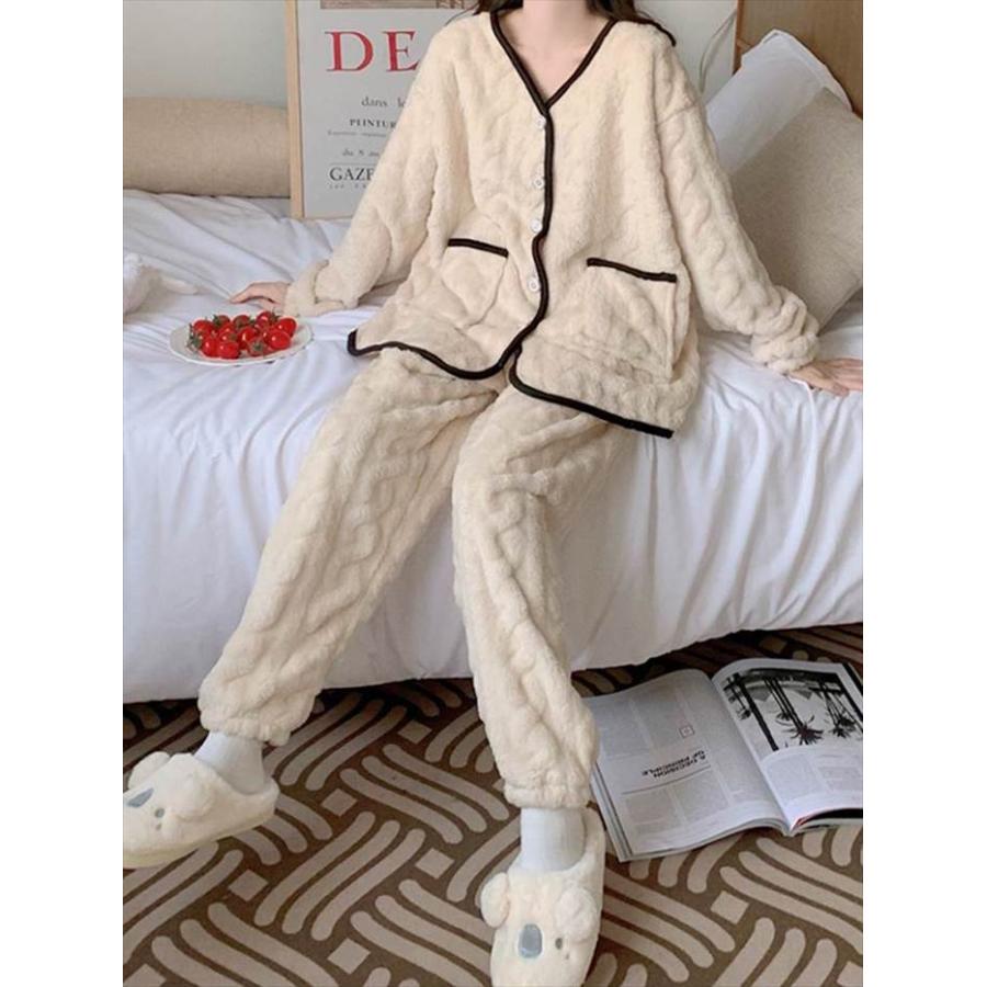 シンプルパジャマ レディース 長袖 襟なし 上下セット Vネック ナイトウエア 前ボタン 前開き ライン入り ナチュラル ポケット付き 大きめサイズ |  | 06