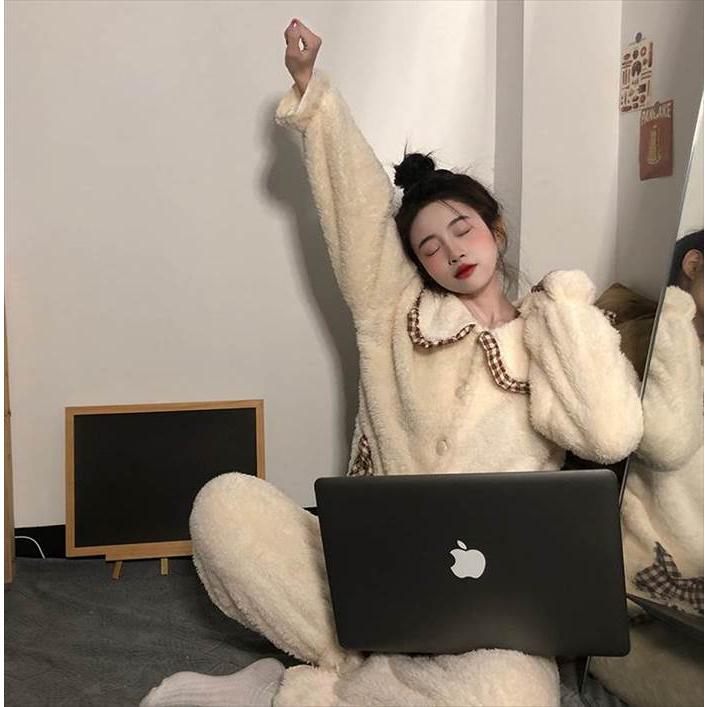 大きめ襟パジャマ レディースナイトウエア 前ボタン ポケット付き 襟縁取り 部分チェック柄 シンプル 裾チェック柄 キャンディースリーブ 前開き |  | 07