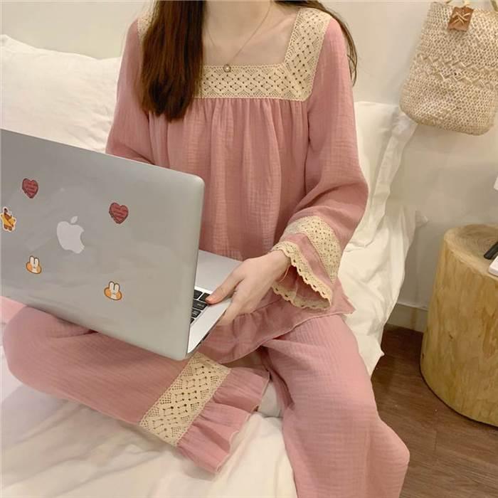 パジャマ 部屋着 上下セット 長ズボン トップス レース スクエアネック フリル ワンサイズ ピンク ネイビー ゆったり ラクチン 収縮性 かわいい お家時間 |  | 05