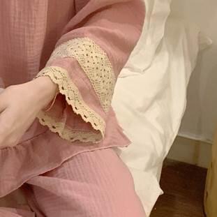 パジャマ 部屋着 上下セット 長ズボン トップス レース スクエアネック フリル ワンサイズ ピンク ネイビー ゆったり ラクチン 収縮性 かわいい お家時間 |  | 09