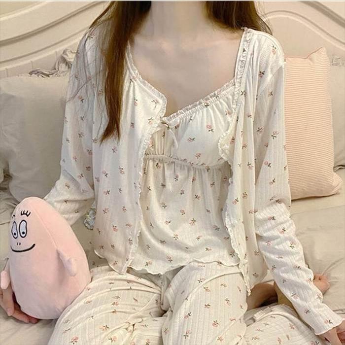 パジャマ 3点セット レディース 花柄 フラワープリント柄 ワンサイズ ホワイト タンクトップ 長ズボン カーデガン 部屋着 寝具 寝間着 お家時間 かわいい | 