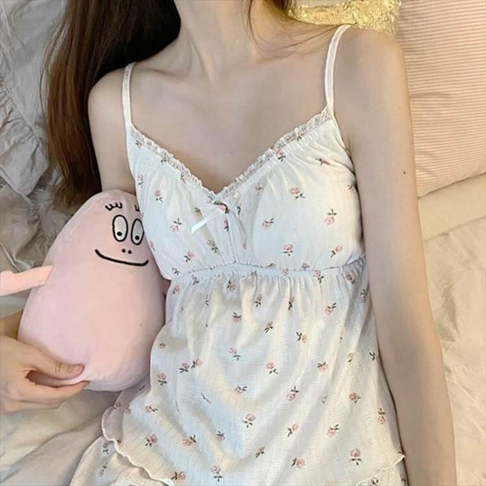 パジャマ 3点セット レディース 花柄 フラワープリント柄 ワンサイズ ホワイト タンクトップ 長ズボン カーデガン 部屋着 寝具 寝間着 お家時間 かわいい |  | 13