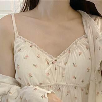 パジャマ 3点セット レディース 花柄 フラワープリント柄 ワンサイズ ホワイト タンクトップ 長ズボン カーデガン 部屋着 寝具 寝間着 お家時間 かわいい |  | 15