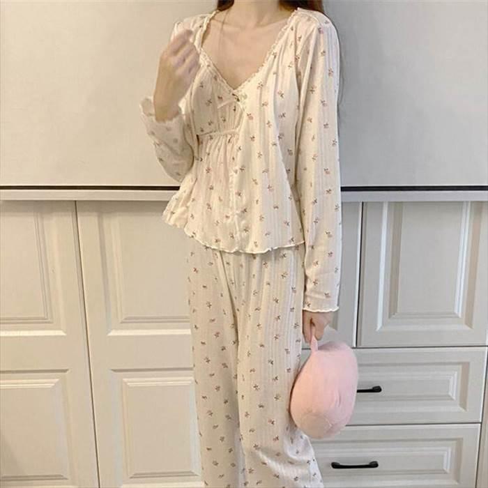 パジャマ 3点セット レディース 花柄 フラワープリント柄 ワンサイズ ホワイト タンクトップ 長ズボン カーデガン 部屋着 寝具 寝間着 お家時間 かわいい |  | 08