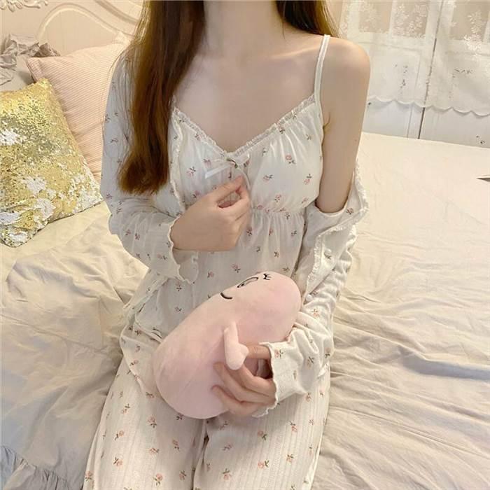 パジャマ 3点セット レディース 花柄 フラワープリント柄 ワンサイズ ホワイト タンクトップ 長ズボン カーデガン 部屋着 寝具 寝間着 お家時間 かわいい |  | 09