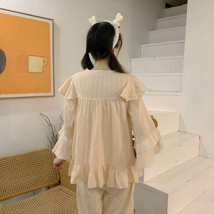 ルームウェア レディース セットアップ 部屋着 寝巻き ナイトウェア 袖あり 長袖 Vネック 襟なし ワイド ギャザー レース フリル リボン 上下セット ふんわり |  | 10