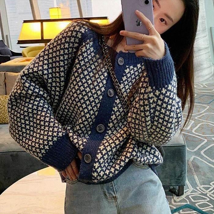 ニット カーディガン ドルマンスリーブ クルーネック 柄物 ジャガード ボタン ブルー トップス レディース ３サイズ 秋 冬 大人可愛い |  | 01