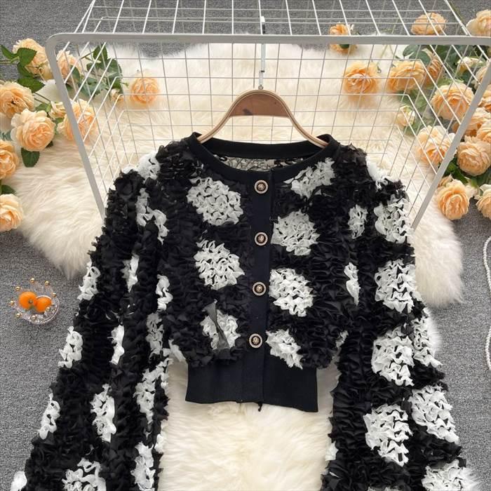 ジャケット アウター ショート丈ジャケット モノクロ 白黒 ボリューム感 ミニ丈ジャケット ロングスリーブ レディース おしゃれ お洒落 可愛い 大人可愛い |  | 03