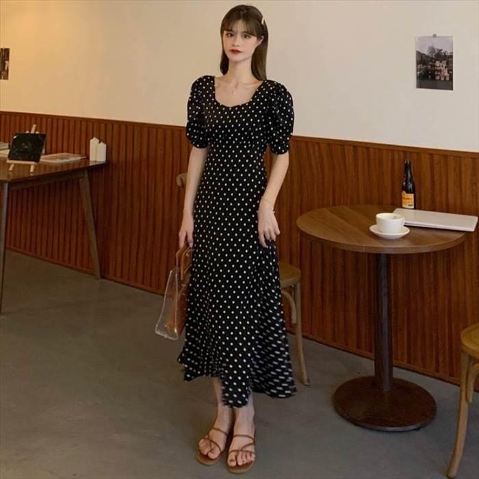 ワンピース レディース ミドル丈 ミドル 半袖 袖あり パフスリーブ Aライン Aラインスカート ドット柄 柄 水玉 プリント スクエアネック ジッパー ファスナー |  | 01