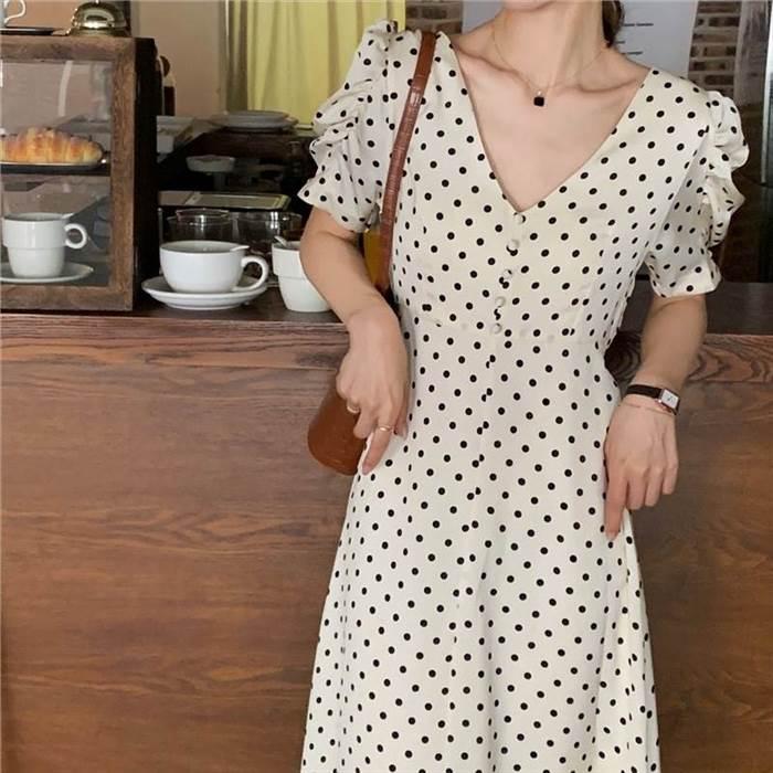 ワンピース レディース ミドル丈 ミドル 半袖 袖あり パフスリーブ Aライン Aラインスカート ドット柄 柄 水玉 プリント スクエアネック ジッパー ファスナー |  | 06