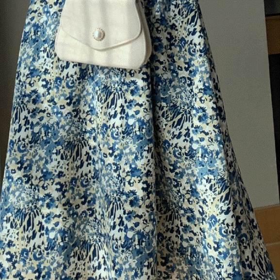 レディース 花柄ワンピース ワンピ パフスリーブ 長袖 ロングスリーブ スクエアネック トレンド トレンディ シンプル レトロ ビッグスイング ドレスパフ |  | 12