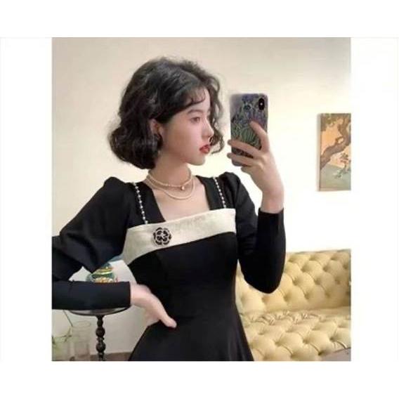 レディース ワンピース パフスリーブ 長袖ワンピース フロント切り替え 袖あり 長袖 黒 ブラック Aライン フレアスカート 無地 レース ボリューム袖 |  | 09