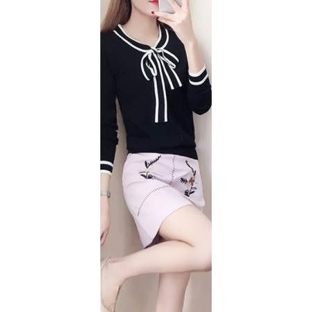 トップス レディース ニットソー 袖あり 長袖 Vネック リボンタイ リボン 可愛い 大人可愛い きれいめ シンプル カジュアル 大人 上品 おしゃれ お洒落 |  | 04