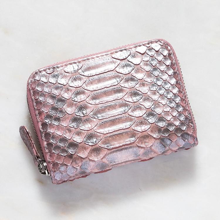 世界的に ダイヤモンドパイソン レザー 本革 ミニウォレット 小銭入れあり 二つ折り財布 財布 金運upのヘビ革財布 カード収納 コンパクト 新商品 蛇革 オリジナル 日本製 レディース メンズ バックカット ピンク 財布