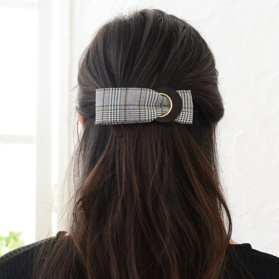 バレッタ 黒 髪留め 髪飾り リボン 結婚式 大 大きめ シンプル ヘアアクセサリー ヘアクリップ ブランド Vi 1318 Vi 1318 Viragio 通販 Yahoo ショッピング