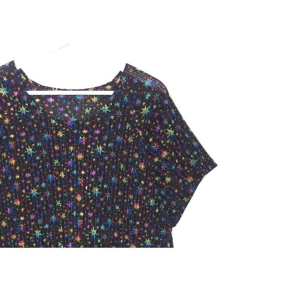 美品 PLEATS PLEASE 星柄 プリーツワンピース サイズ3 ブラック PLEATS PLEASE（プリーツ プリーズ） 星柄 プリーツ フレアワンピース