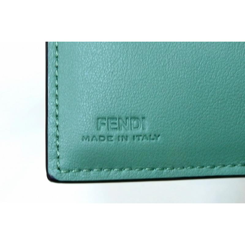 FENDI（フェンディ） ピーカブー マイクロミニウォレット 三つ折り財布