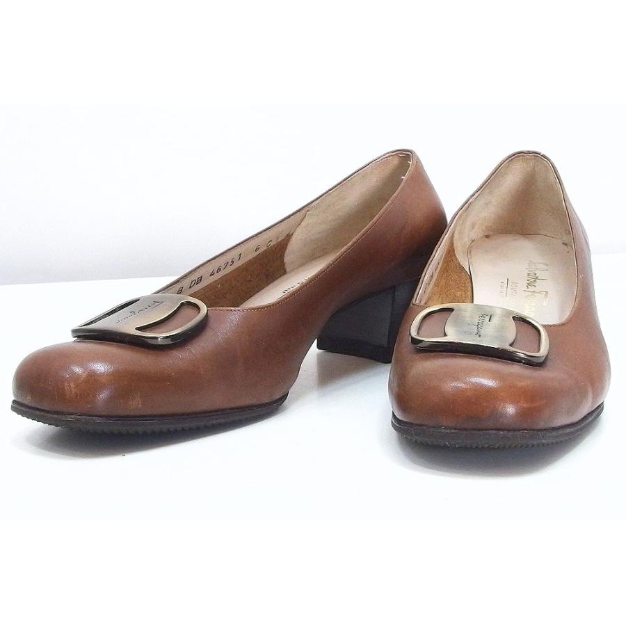 Ferragamo フェラガモ　バックル付き　ブラウンパンプス FERRAGAMO（フェラガモ） Salvatore Ferragamo サルヴァトーレ