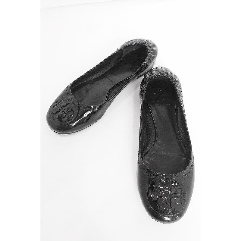 トリーバーチのエナメルバレエシューズ