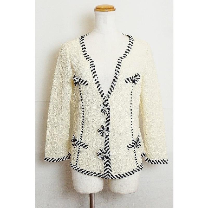 ノコオーノフラワーモチーフ柄ジャケット