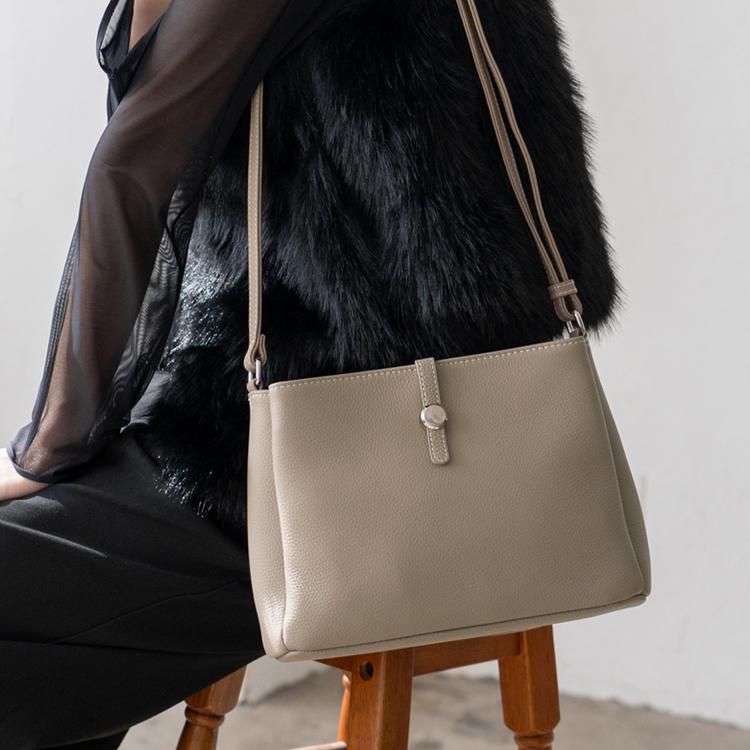 VitaFelice（ヴィータフェリーチェ） sale ショルダーバッグ