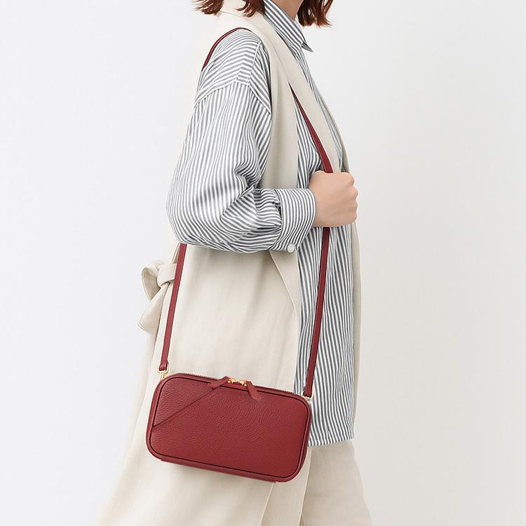 VitaFelice（ヴィータフェリーチェ） お財布ショルダーバッグ 革