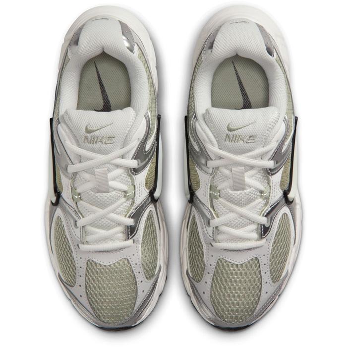 NIKE（ナイキ） レディース V5 RNR スニーカー Y2K シューズ 紐靴