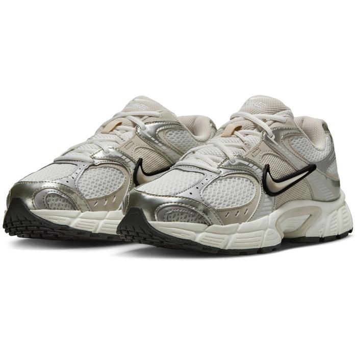 NIKE（ナイキ） レディース V5 RNR スニーカー Y2K シューズ 紐靴
