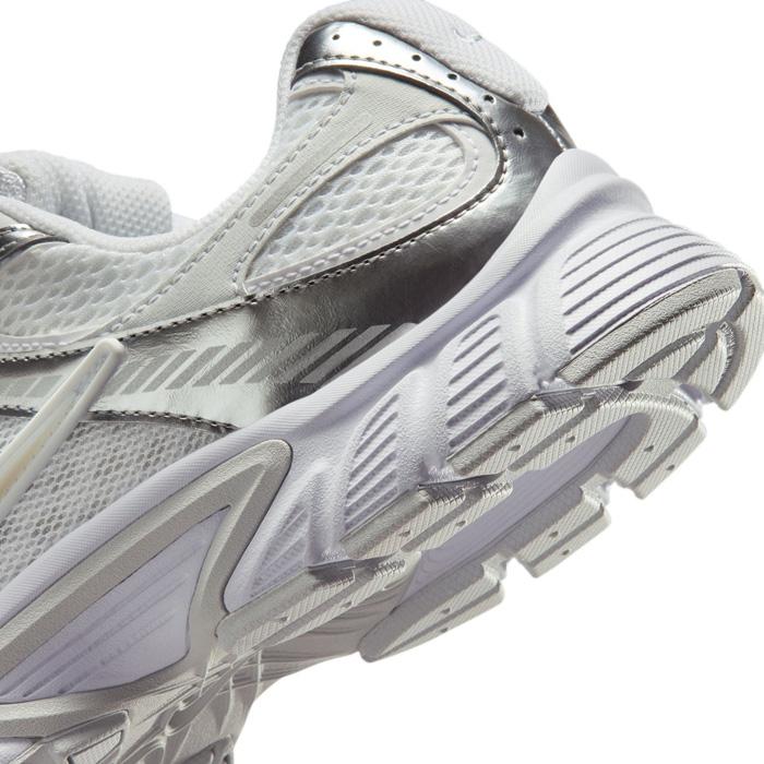 【正規品】 NIKE インテル 00s y2k NIKE（ナイキ） レディース V5 RNR スニーカー Y2K シューズ 紐靴