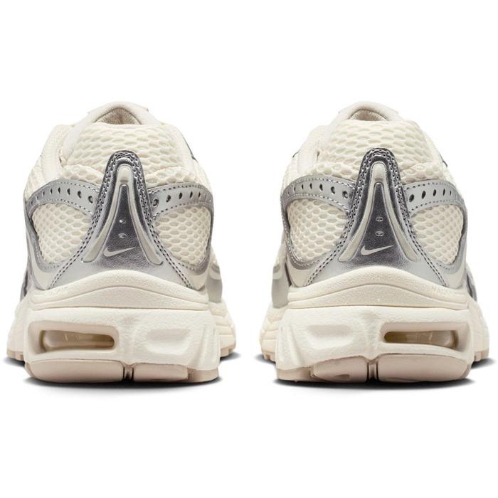 ナイキ エアマックス モト2K SE 24cm ホワイト ベージュ 美品 箱あり NIKE（ナイキ） レディース エア マックス モト 2K スニーカー