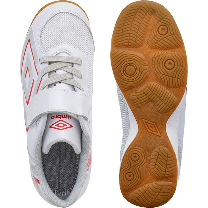 umbro（アンブロ） ワイド幅 ジュニア キッズ やわらかコントロール