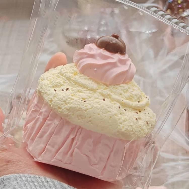 スクイーズケーキおもちゃ 水感 ケーキ ふわふわ 万能アイテム 記念日