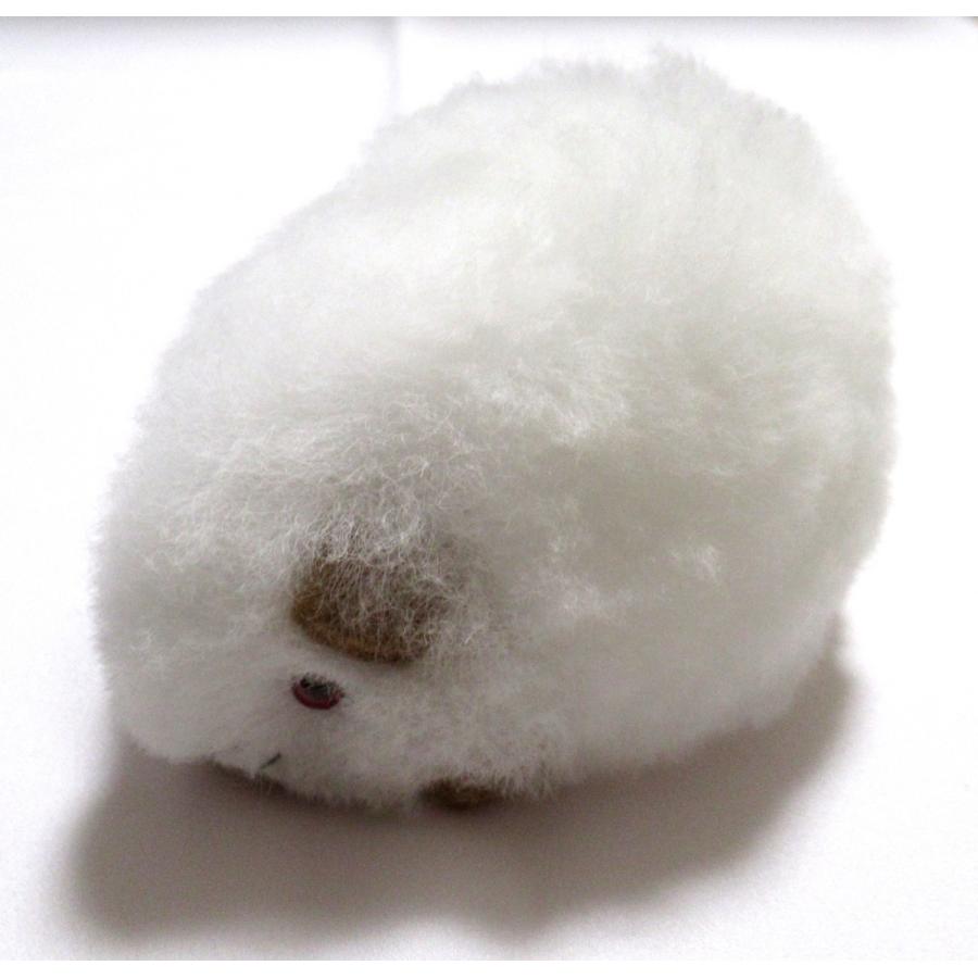 ほったらかしペット】クイ（白・ホワイト）の形した ふわふわ