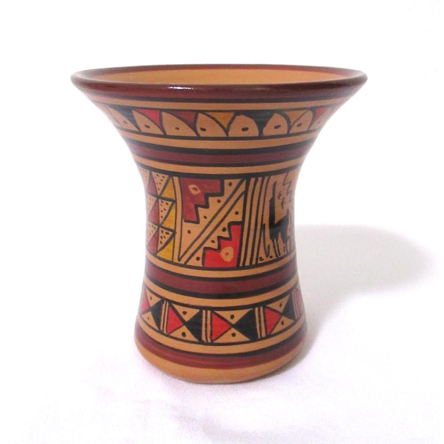 ペルーの「ケロ（Kero,Quero,Qiro）タイプ4（画像の物） 古代インカ