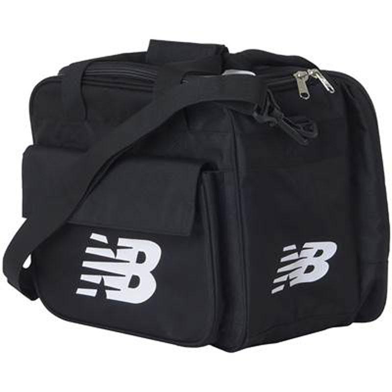 newbalance(ニューバランス) メディカルショルダーバッグ22.5L サッカー バッグ・ケース ショルダーバッグ LAB45630の画像