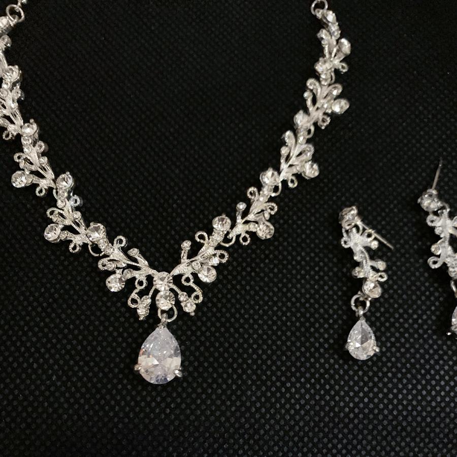 ティアラ ネックレス ピアス 3点セット ウエディング アクセサリー