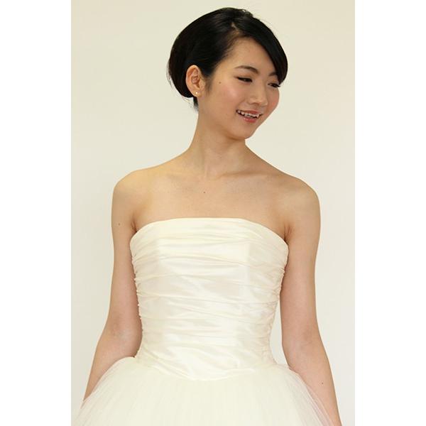 シルクタフタ身頃とチュールスカートのドレス[S032] : ヴィーヴ・ラ  