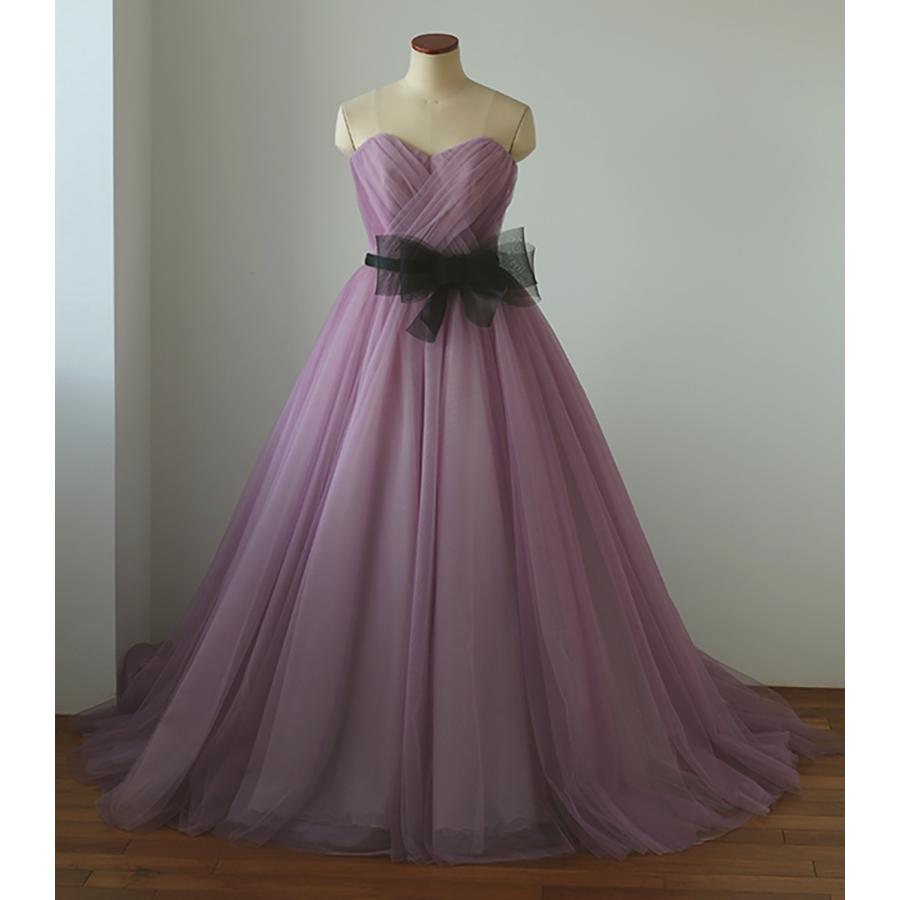 黒リボンが映える艶やかなストラップレスピンクドレス カラードレス 編み上げ ビスチェ リボン ピンク 黒 ロングドレス 結婚