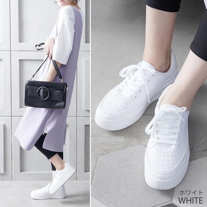 スニーカー レディース おしゃれ 厚底 走れる 大きいサイズ 小さいサイズ ホワイト 白 グレー レースアップ シンプル カジュアル ママ おしゃれ デニム スカート V9500al Vivian Collection 21 26cm対応 通販 Yahoo ショッピング