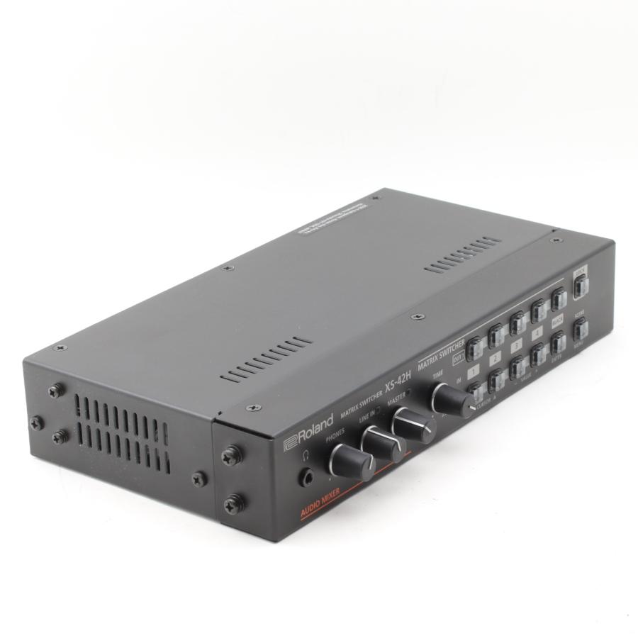 Roland XS-42H マトリックススイッチャー Amazon.com: Roland XS-42H Multi-Format AV Matrix Switcher - 4 in x