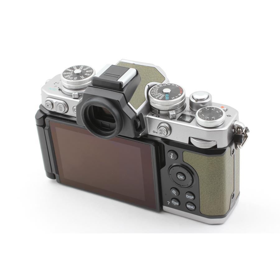 【ショット数 1,636枚】ニコン zfc 貼革グリーン Zシリーズ（Nikon） 【ショット数 1,636枚】ニコン zfc 貼革グリーン