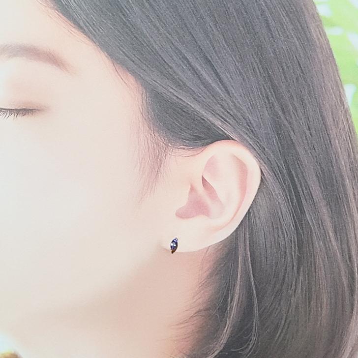 ピアス タンザナイト マーキス K18 両耳分 金属アレルギー対応 ギフト 