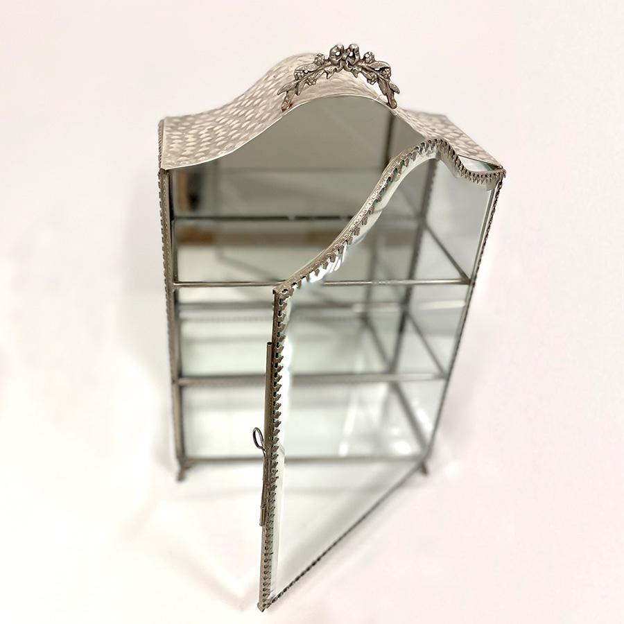 新品　真鍮×ガラス製 コレクションボックス（扉開閉式）アンティーク調 キャビネット 真鍮×ガラス製 ゴールド シルバー（扉開閉式）ショー