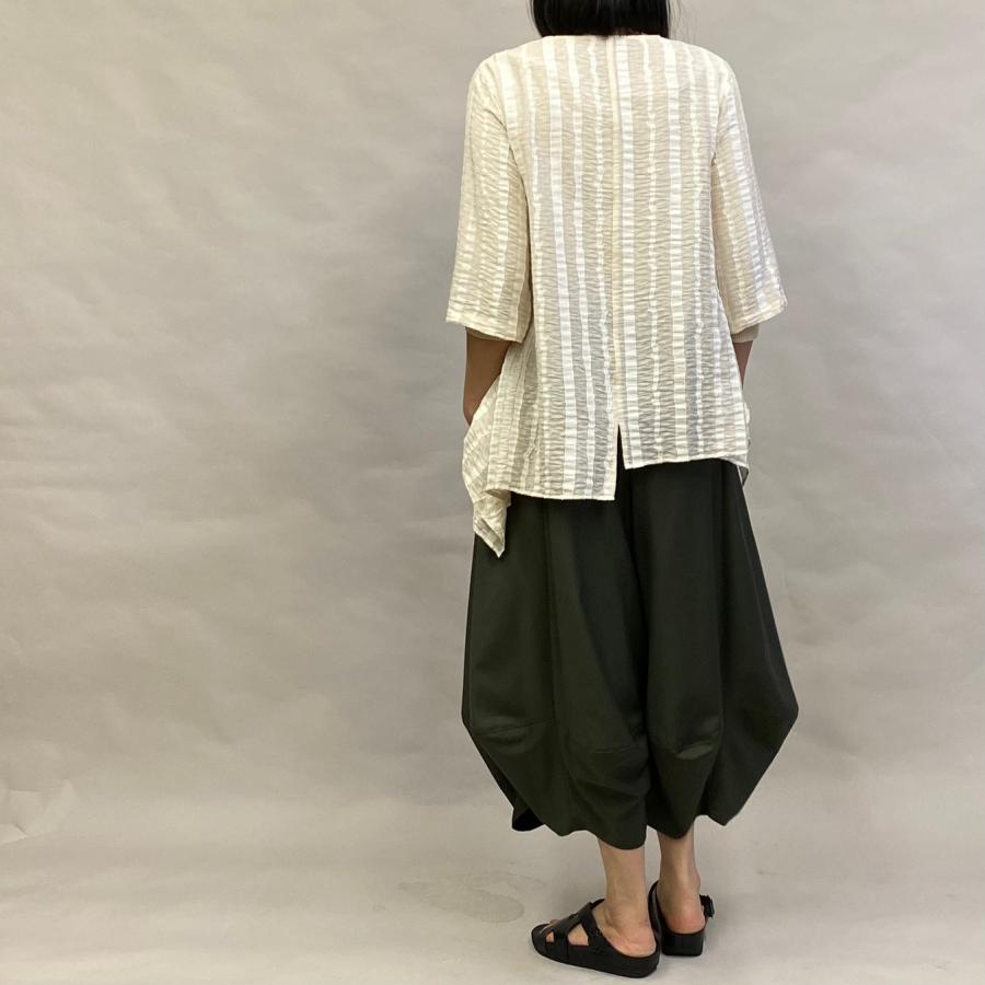 ランダムストライプ ジャガード Vネック シャツ 半袖 レディース トップス 春 夏 ヨシヨシ Yoshi Yoshi by pj |  | 16