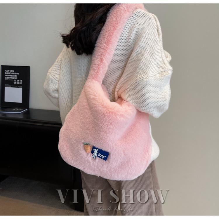 レディース バッグ 肩掛けバッグ ふわふわ もこもこ 無地 フェイク  