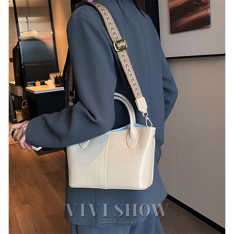 本革 ショルダーバッグ バッグ カバン 牛革 革 レディース レザー 女性