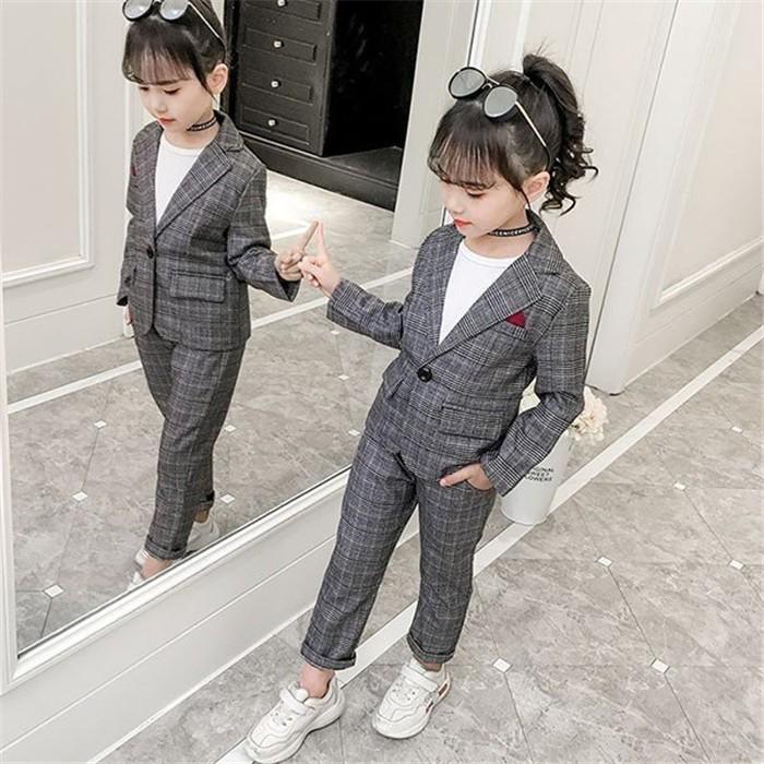 子供スーツ フォーマル 女の子 子供服 セットアップ キッズ おしゃれ 長袖 春秋 2点セット アウター 立ち襟 長ズボン チェック柄 入学式 卒業式 可愛い 通学着 :kidsset012:VIVISHOW - 通販 - Yahoo!ショッピング 子供スーツ フォーマル 女の子 子供服 セットアップ キッズ おしゃれ 長袖 春秋 2点セット アウター 立ち襟 長ズボン チェック柄 入学式 卒業式 可愛い 通学着 :kidsset012:VIVISHOW - 通販 - Yahoo!ショッピング
