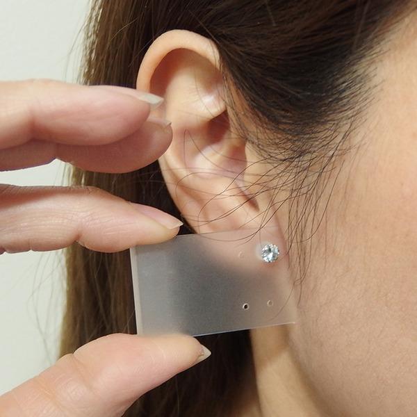 ピアス アクアマリン K14 ホワイトゴールド 約4mm シリコン製ダブルロックキャッチ仕様 一粒留 送料無料 まとめ買い ポイント消化 ファッション