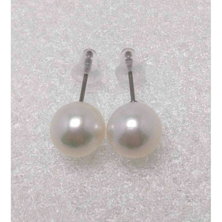 花珠級 アコヤ真珠 8.5-9.0mm ホワイト系 ピアス 純チタン 金具