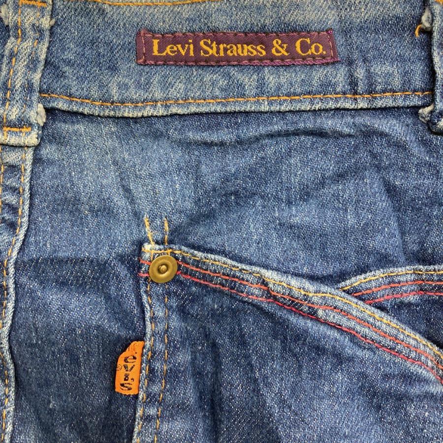 Levi